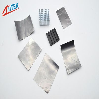 La alta hoja termal ultra fina negra del grafito 1700W del rendimiento para LED, RoHS 85 obedientes apuntala A