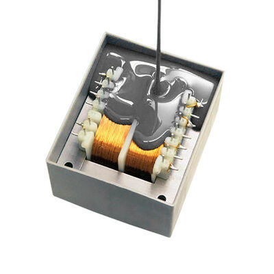 Compuesto de envasado de silicona de dos componentes conductor térmico con 1.0 W/m-K para pegamento de metales y PCB